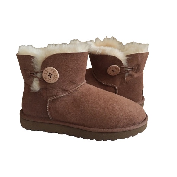 UGG MINI Bailey Button II CHESTNUT water resistant boots - Picture 1 of 5